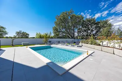 Image de Villa à Štinjan près de plage Hidrobaza