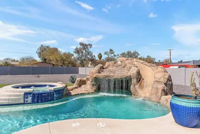 Image de The Most Epic Az Backyard Experience | Sleeps 20