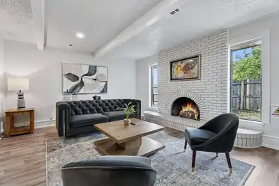 Image de 5br Home w Oven + Laundry | 20mins to Okc Safari Lights  #12