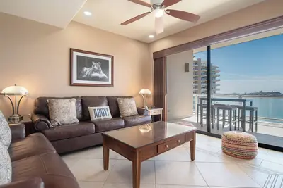 Image de Las Palomas Phase 2 Cordoba 804 2br 2ba Beautiful View