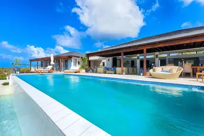 Image de Triton 5br at Kamique by Personal Villas - Unparalleled Relaxation and Enjoyment