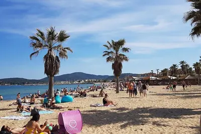 Image de Apt climatisé Vue Mer – Les Restanques du Golfe de Saint Tropez Piscines Tennis