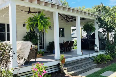Image de Charming 3-bedroom farmhouse water-front near Saratoga Springs