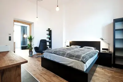 Image de Central & modern city apartment