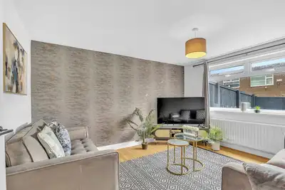 Image de 3 Bed House in West Denton Sleeps Up to 6 Guests