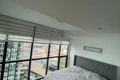 Image de Expo 2 Condo, Just Under 1000 Sq Ft, 2 Bedroom Plus Den 2 Bath Corner Unit