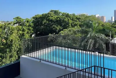 Image de Central apartment with pool near el malecon