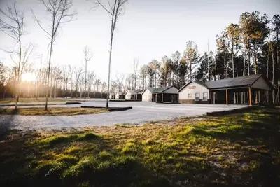 Image de Cabins of Lay Lake at Beeswax Cabin #4