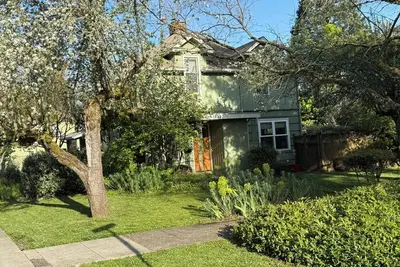 Image de Spacious 5-bedroom house in Eugene, walking distance to Autzen Stadium