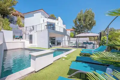 Image de Magnifique Villa avec piscine en bord de mer