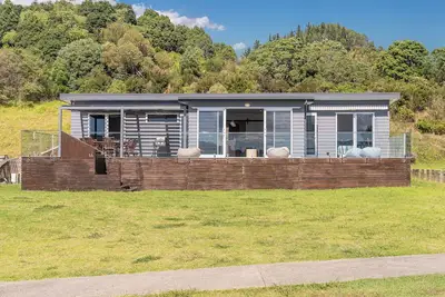 Image de Pipi Palace - Cooks Beach Holiday Home