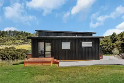 Image de Central Couples Retreat – Mangawhai Heads Unit