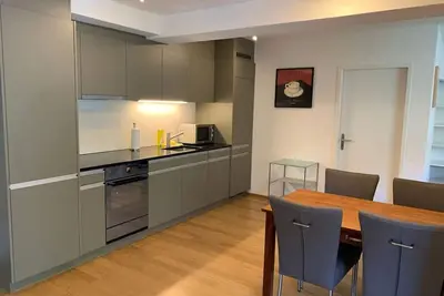 Image de Nice and big 1br flat in the city center (West 5)