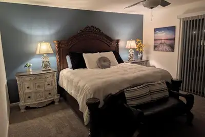 Image de Well stocked 3-bedroom house in best part of peaceful Picayune with games, Bbq.