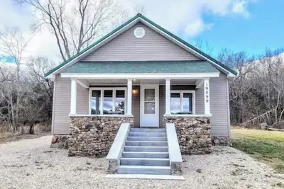 Image de Charming 1-bedroom cottage with WiFi, Ac in pleasant Dixon