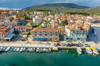 Image de Appartement à Cres vue sur mer et centre