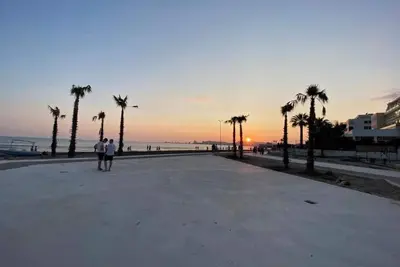 Image de Beautiful 1 bedroom apartment right on Durres beach