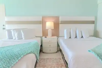 Image de Charming Oceanfront Queen Suite! Ocean Reef 509