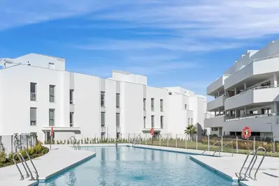 Image de Buena Vida | Apartment with Mountain View in Estepona