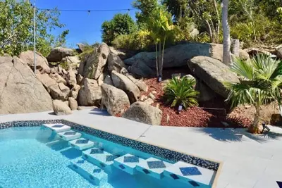 Image de Minutes to Magens Bay - Pool - Views - Dining