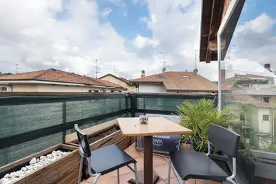 Appartement \"La Torre\" avec vue sur les montagnes, terrasse privée et Wi-Fi