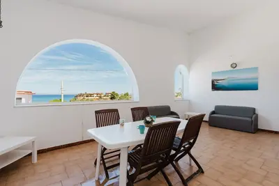 Image de Appartement 'Terrazza Sul Mare' avec vue sur la mer, terrasse privée et Wi-Fi