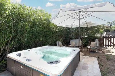 Image de Maison de vacances 'Jacuzzi' avec vue sur la mer, Wi-Fi et climatisation