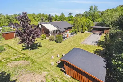 Image de Charming home near Kattegat and nature