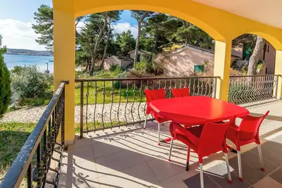 Image de Appartements et Chambres Ruzmarin - Rozi (117311-A1) - Rogoznica