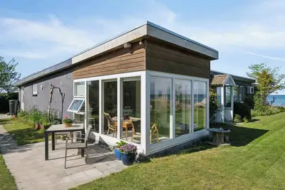 Image de Holiday home with private beach and sea view