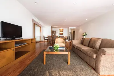 Image de 3 Br/ Spl/ Serviced/ Monthly