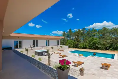 Image de Villa Forest Idyll by Villas Guide