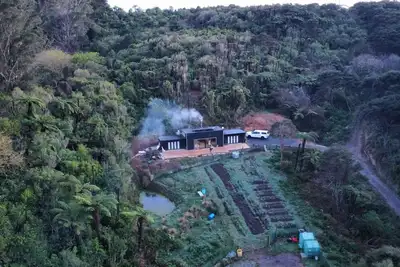 Image de Off grid cabin (pet friendly)