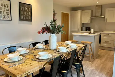 Honey Stone Cottage - Luxury Cottages