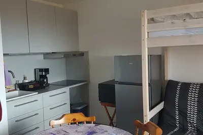 Image de T2 à la plage en résidence sécurisée avec piscine