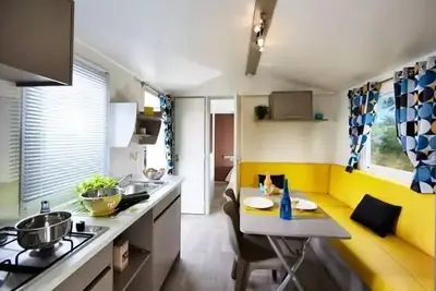 Image de Mobil home 25m² 2 chambres avec télévision et climatisation 5 personnes