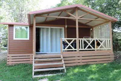Image de Chalet 32 m² / 3 chambres - Terrasse couverte 12 m² Tv 6 personnes