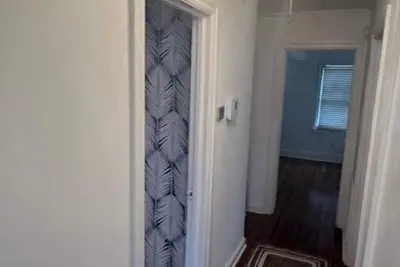 Image de Charming 2-bedroom cottage within walking distance to Cooper River Bridge Run!