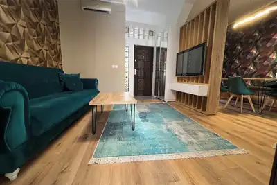 Image de 2-bedroom apartment in superb Constanta city center with balcony and terrace