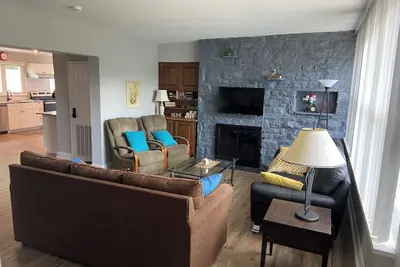 Image de Charming one-level retreat near Philly with private yard, kid/pet friendly