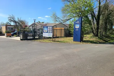 Image de mobile home dans camping 4 étoiles