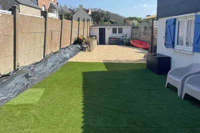 Image de Maisonnette à 2 mn de la plage et pêche à pied \nAvec coin sanitaire séparé