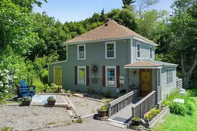 Image de Hideaway Cottage, Walk to Owls Head Lighthouse