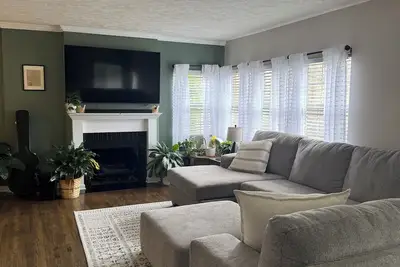 Image de Charming 3-bedroom house in pleasant Portsmouth