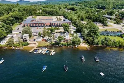 Image de Paugus Bay Studio Close To It All!