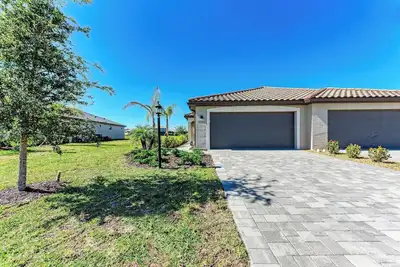 Image de Luxury Family Friendly Villa in Lwn Lorraine Lakes! 3 Beds 2 Baths!