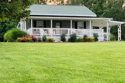 Image de Luxury Cottage Escape Near Fall Creek Falls Park