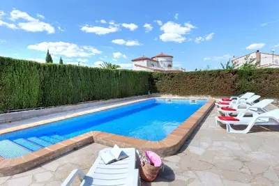 Image de Precious Villa + Private Pool, láMETLLA De Mar (Tarragona) 12 people.