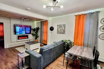 Image de Electric City Mid-Term Downtown Apartment