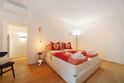 Image de Chambre 'King Suite 1' avec vue sur la montagne et Wi-Fi